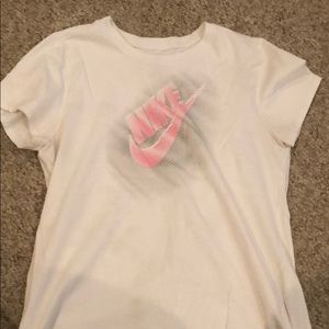 nike t shirt